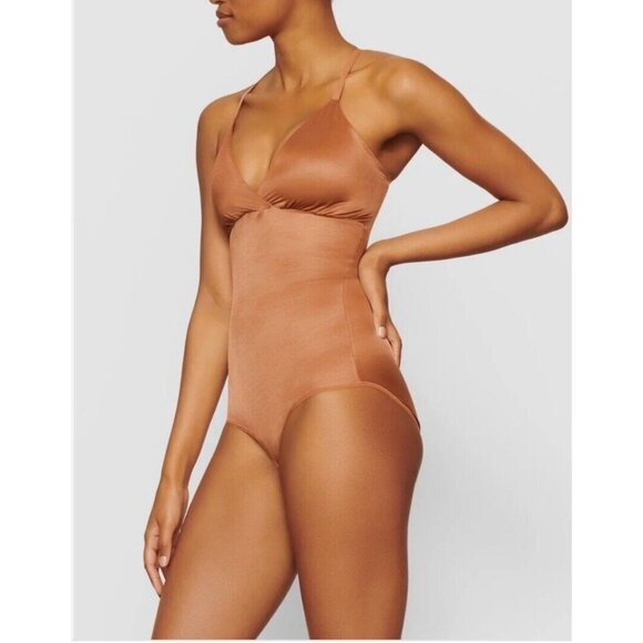 New SKIMS Brief Bodysuit with Snaps Light Compression Shapewear Size Large Bronz - Picture 2 of 11